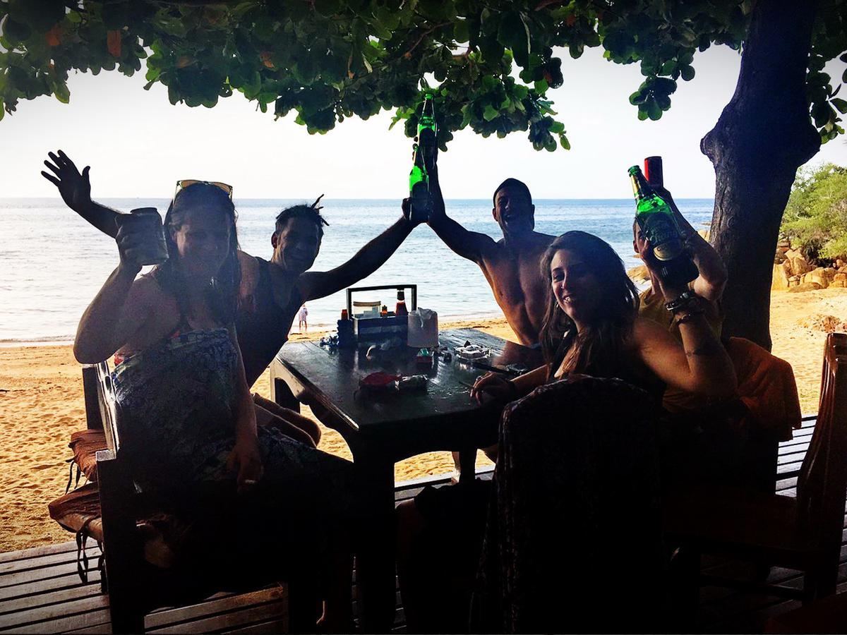 West Coast Beach Resort Ko Pha Ngan Buitenkant foto
