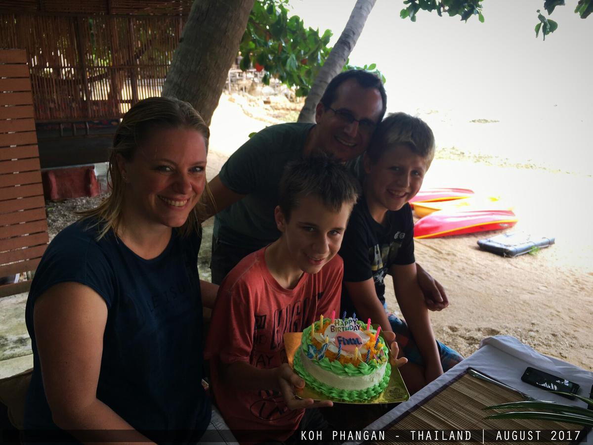 West Coast Beach Resort Ko Pha Ngan Buitenkant foto