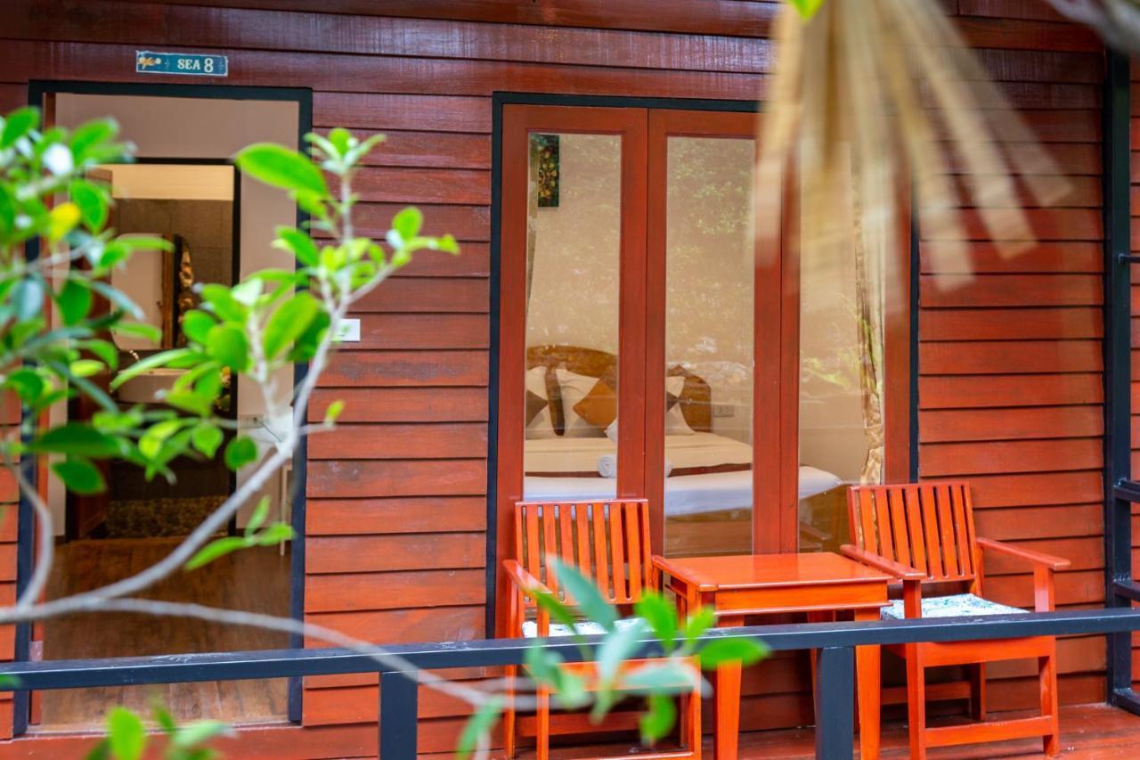 West Coast Beach Resort Ko Pha Ngan Buitenkant foto