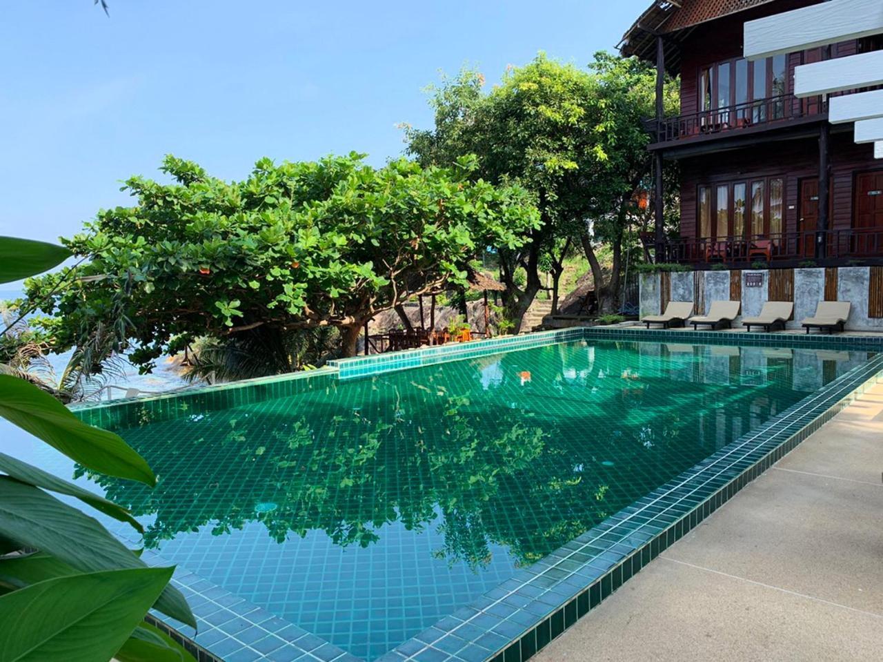 West Coast Beach Resort Ko Pha Ngan Buitenkant foto