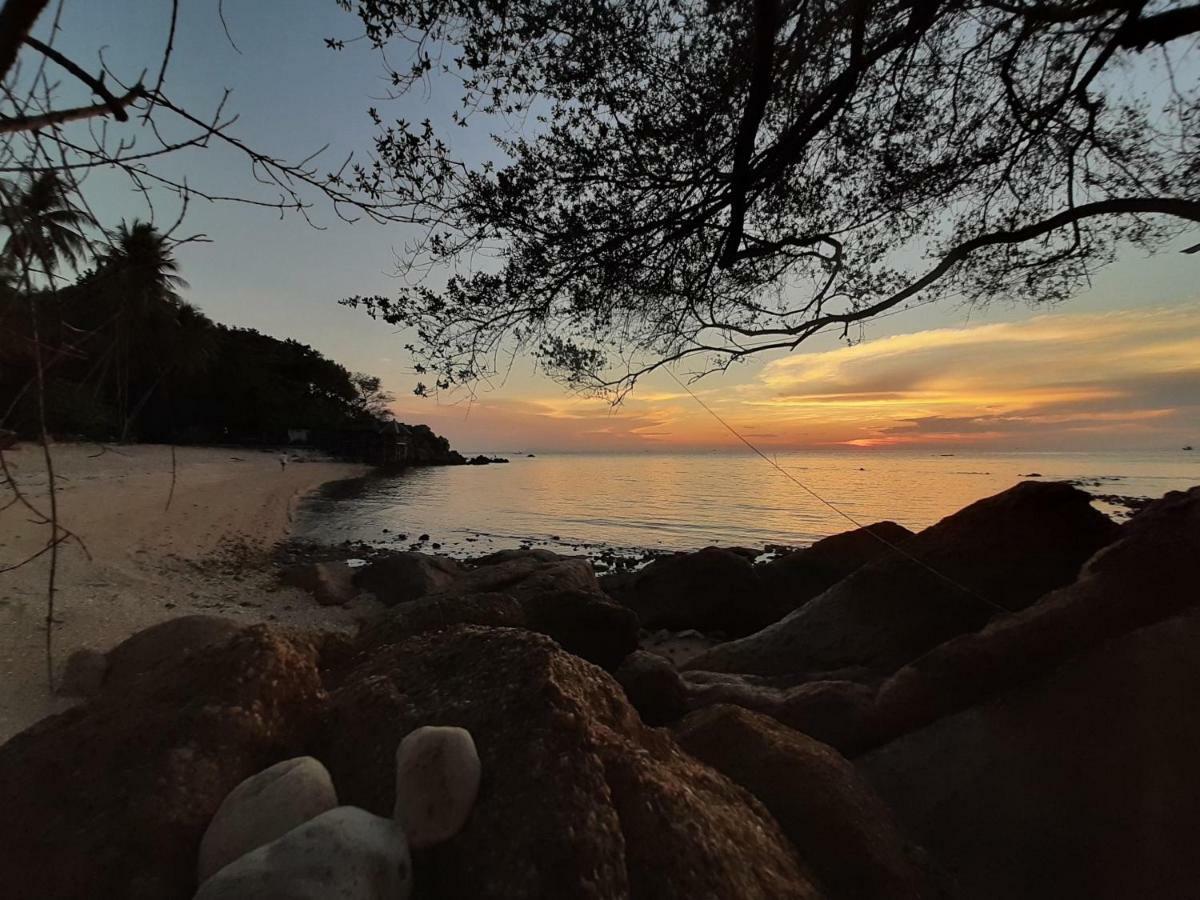 West Coast Beach Resort Ko Pha Ngan Buitenkant foto