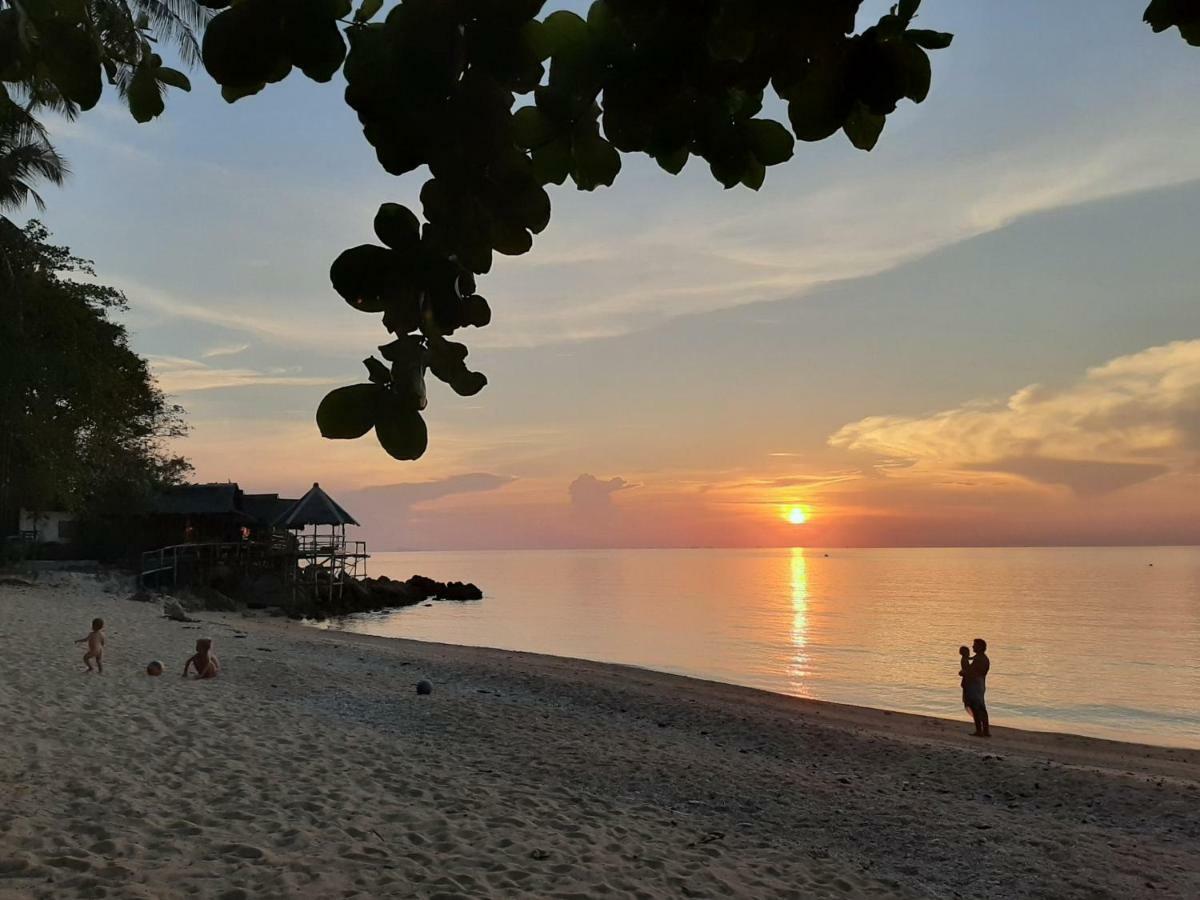 West Coast Beach Resort Ko Pha Ngan Buitenkant foto